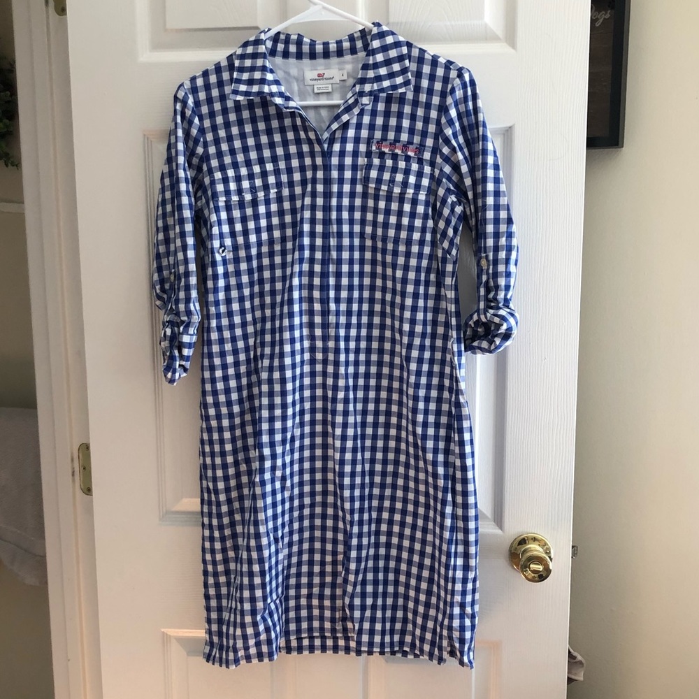 Vineyard Vines gingham dress. Brand new condition